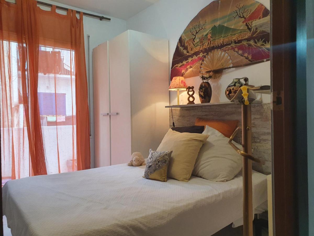 Apartamento Con Oficina Y Vistas Al Mar Sitges Ngoại thất bức ảnh